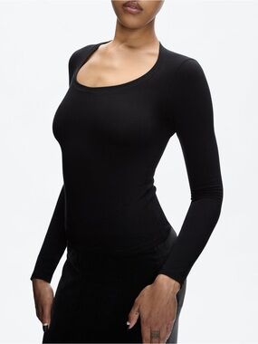 NWT TANK AIR Circle Top in Black